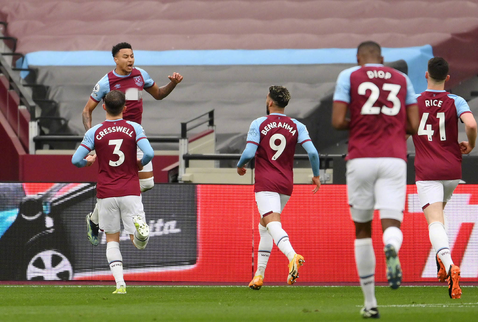 心周琦在篮 心周琦在篮